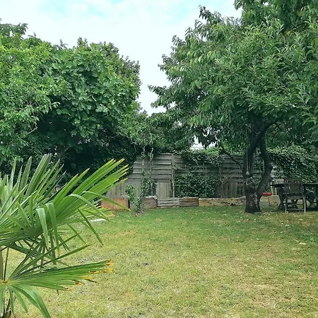 2 Lumineux Appartements, La Rochelle